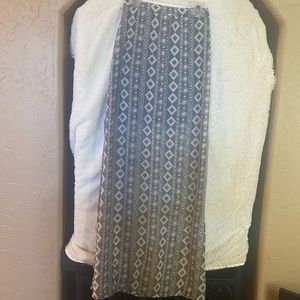 Patterned Long skirt